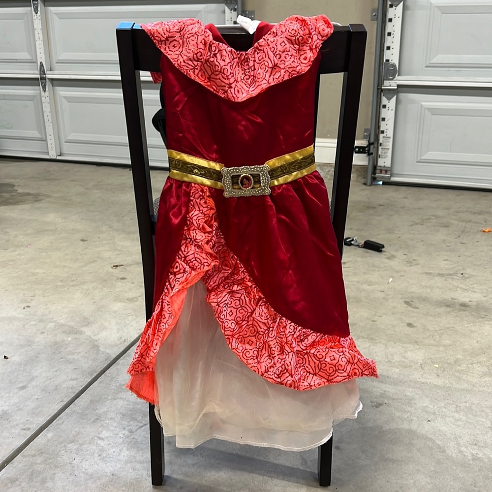 Costume dress